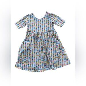 Hanna Andersson Size 130, 8, Short Sleeve Pocket Skater Dress in Colorful Tulip